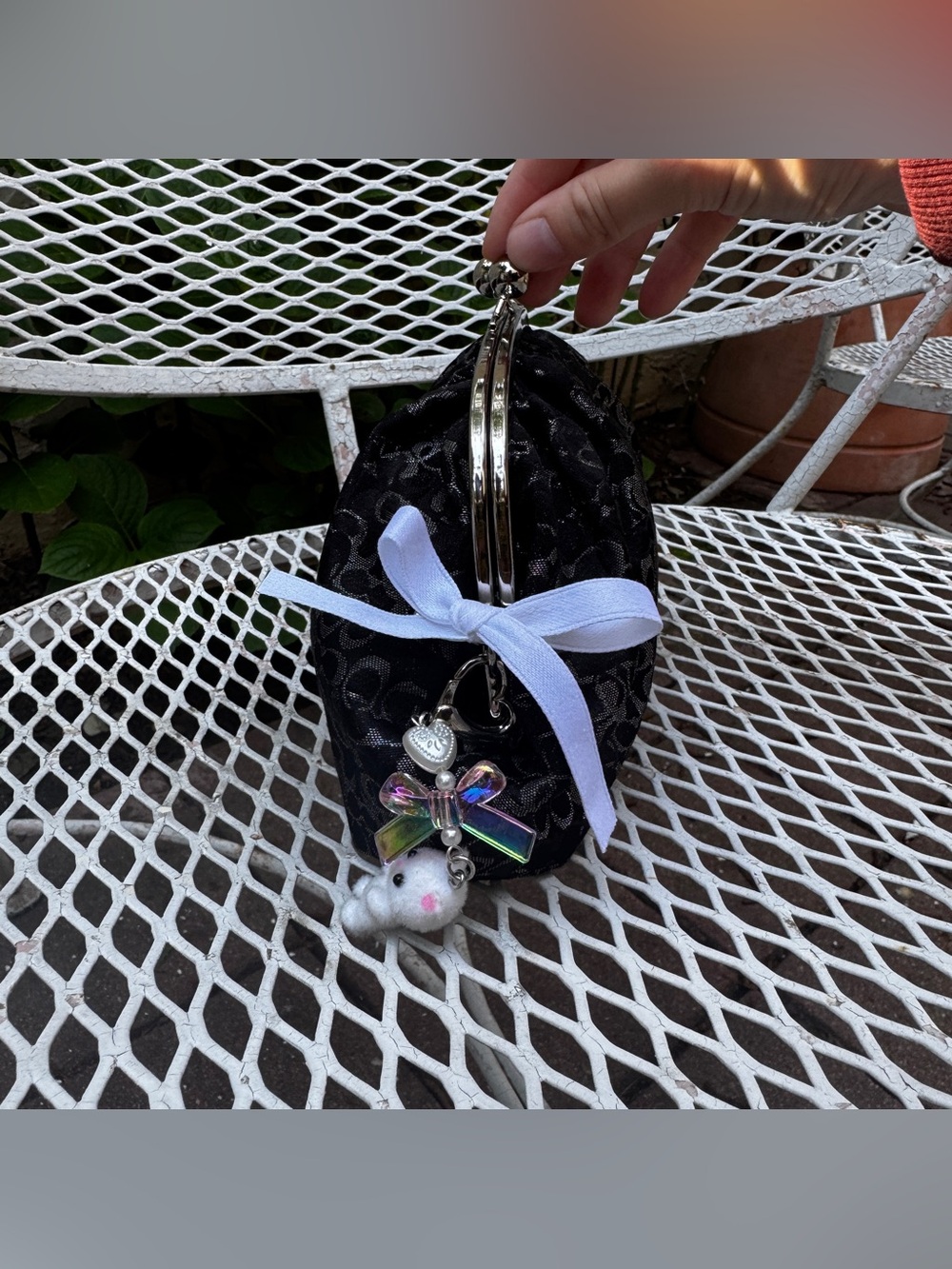 Coach Black & Silver Kiss-lock Monogramed Clutch - Picture 4 of 8